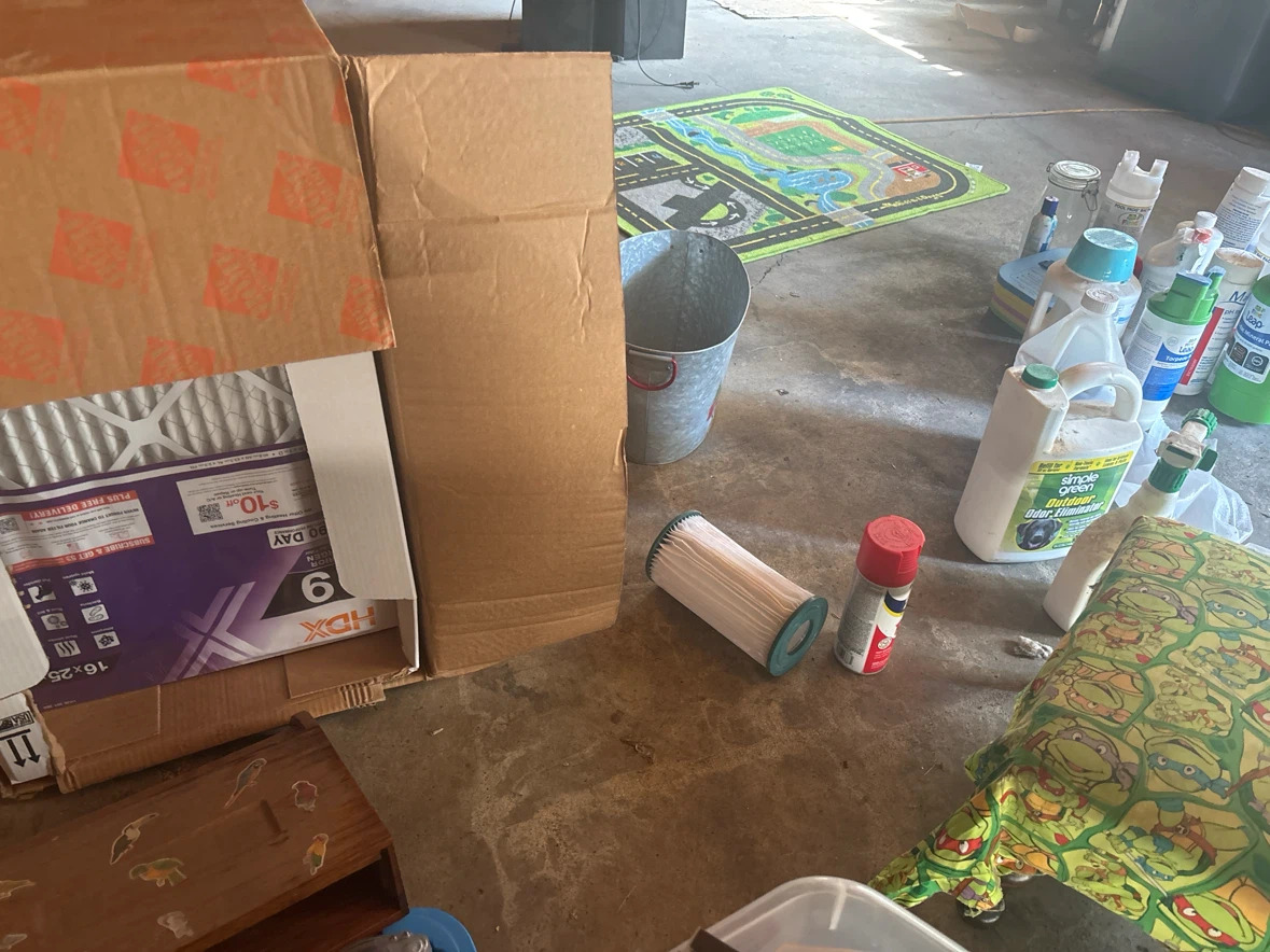 Garage sale all day 7/12/26 . 3324 n kostner $1-$5 items - photo 5