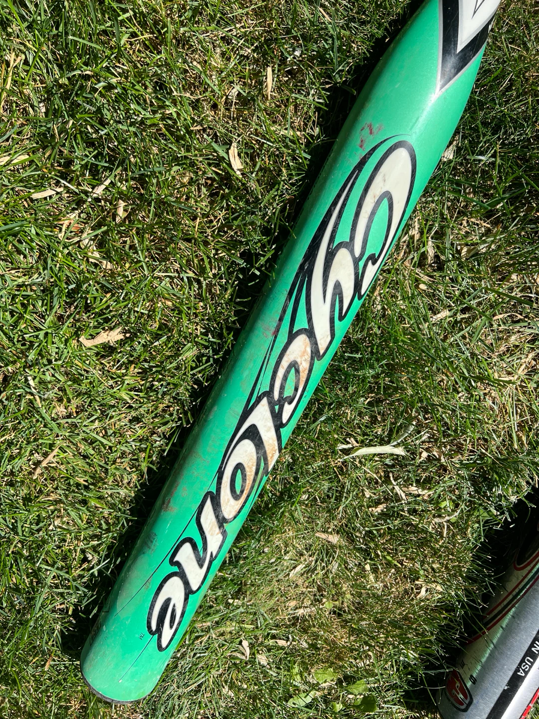 Girls Softball Kit - Bag, helmet, batting gloves & bats - photo 4