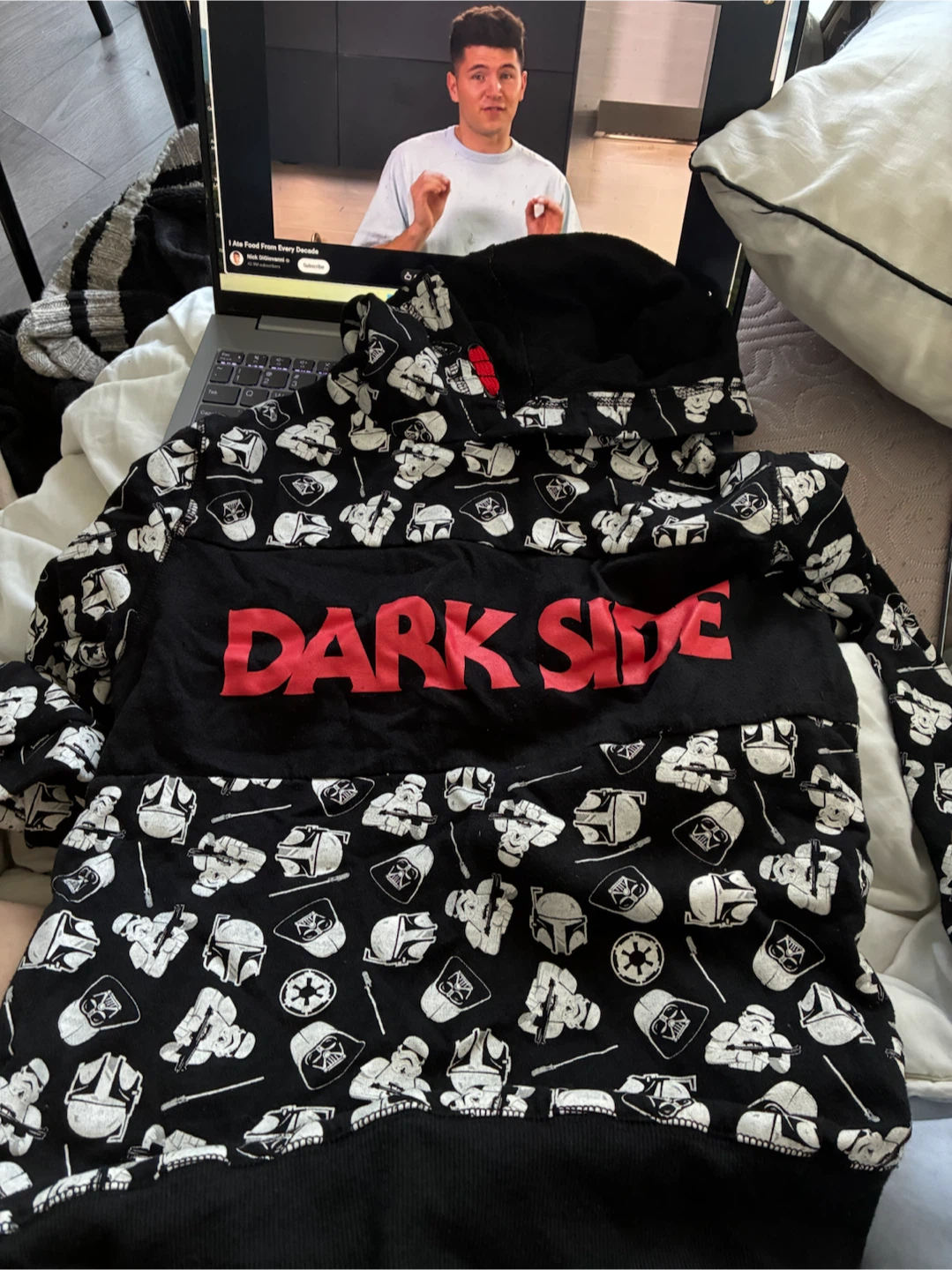 Star Wars sweater stormtrooper