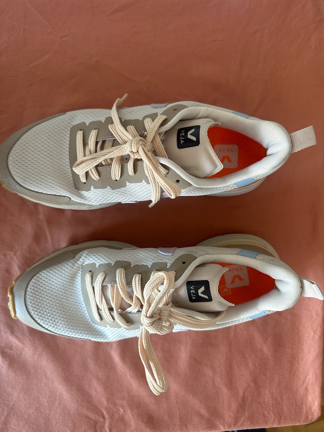 Veja Running Sneakers - photo 4