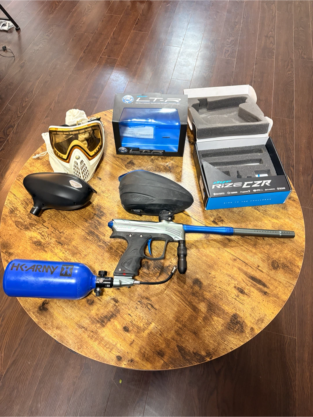Dye RiZe CZR Paintball Marker Gun Set