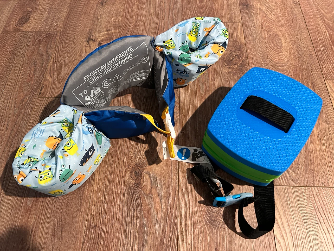 Child's Swim Vest & Kickboard Set