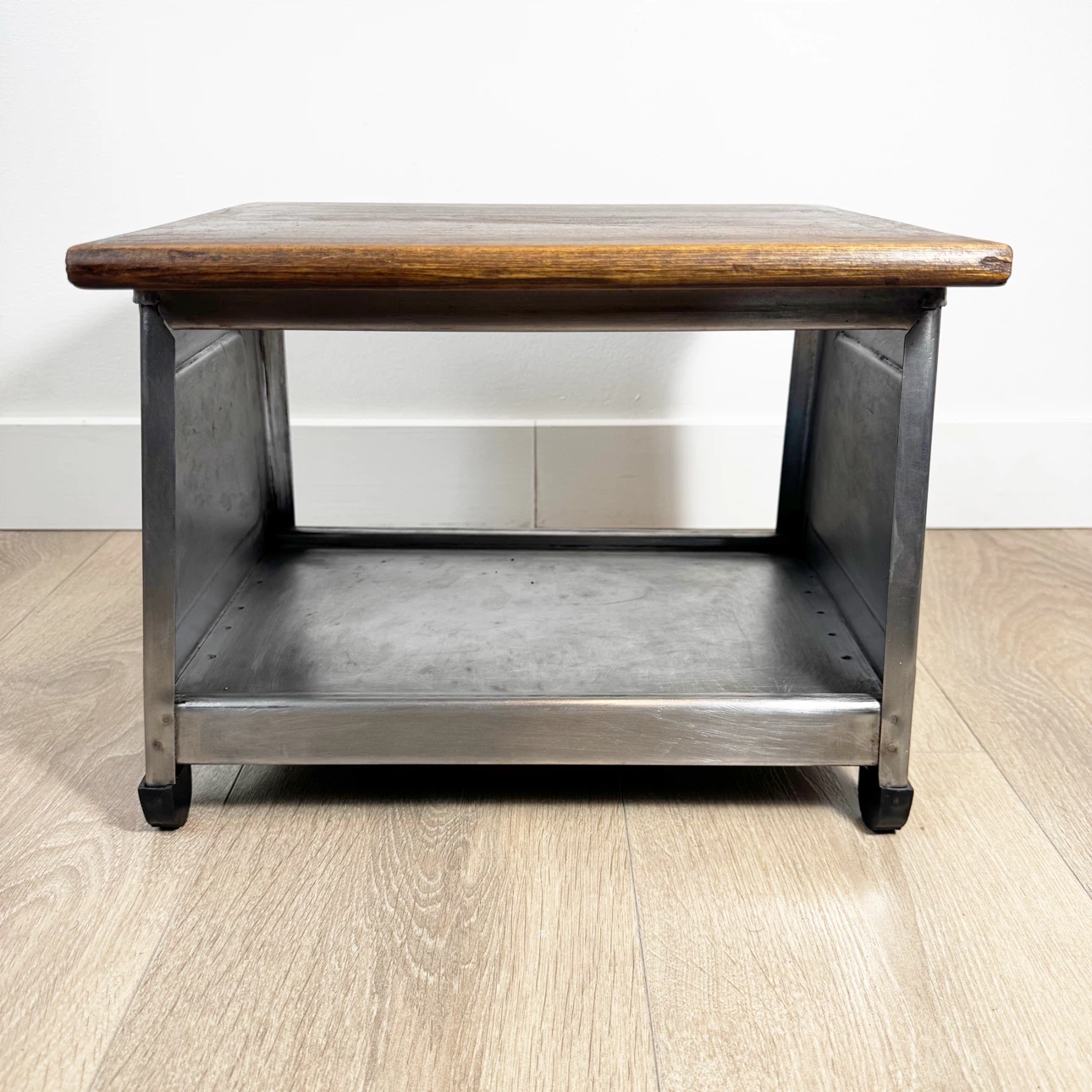 Vintage industrial step stool / side table- wood and metal - photo 2
