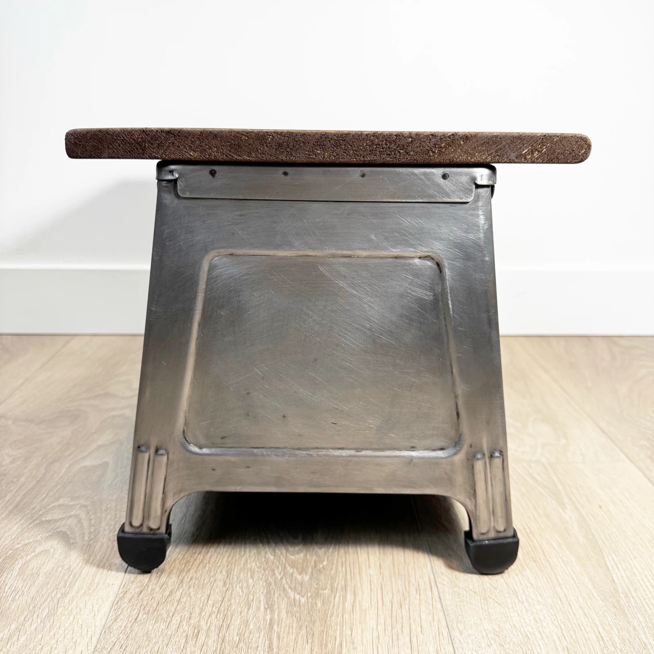 Vintage industrial step stool / side table- wood and metal - photo 3