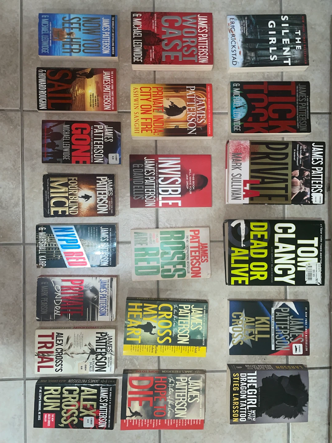 mystery books bulk (mostly James Patterson) - photo 2