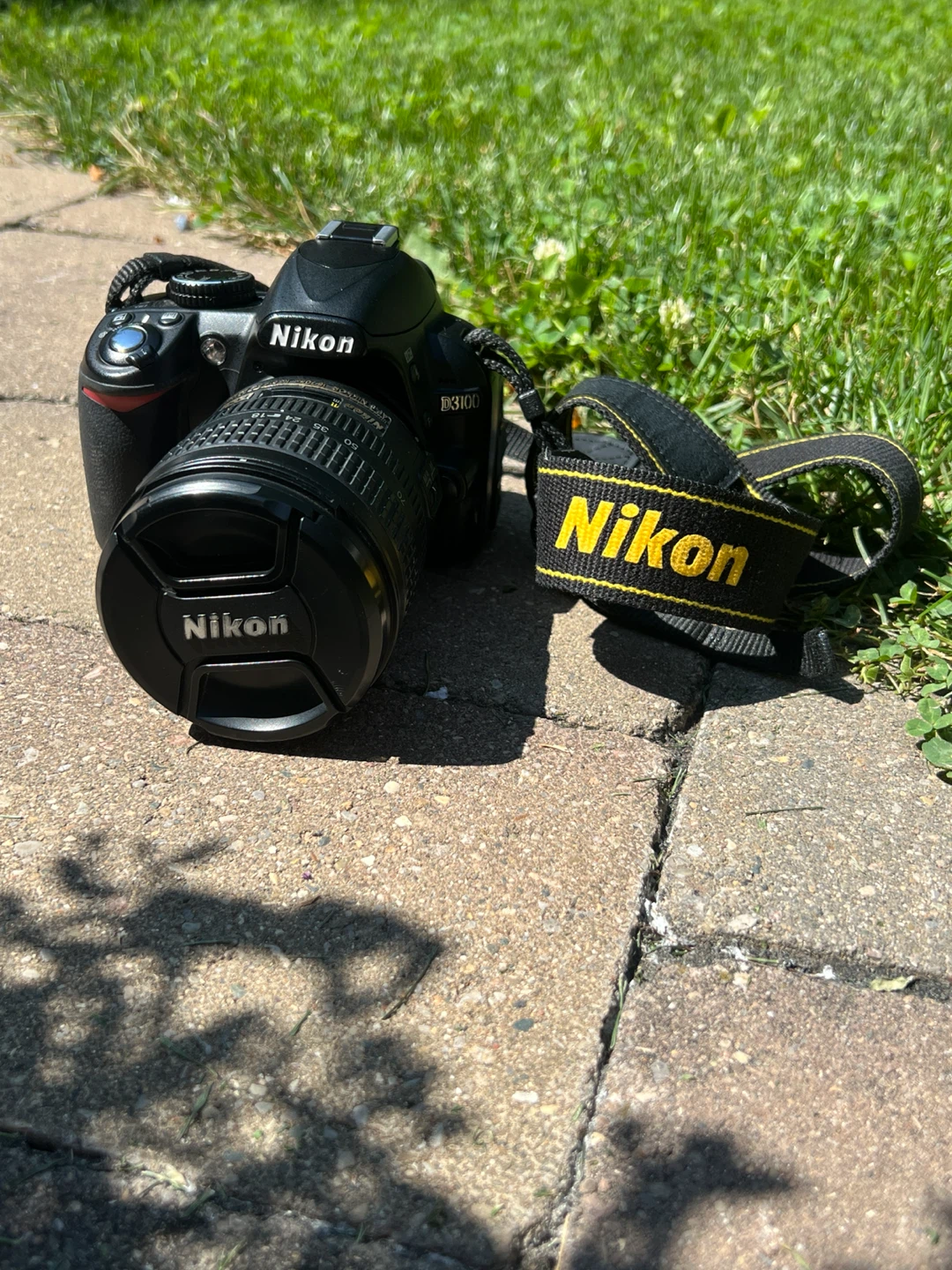 Nikon D3100 DSLR Camera with Lowepro Bag