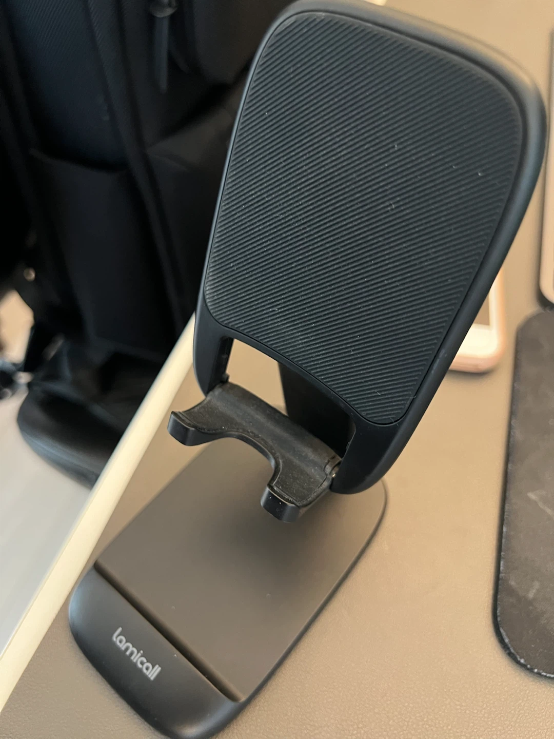 Adjustable phone stand
