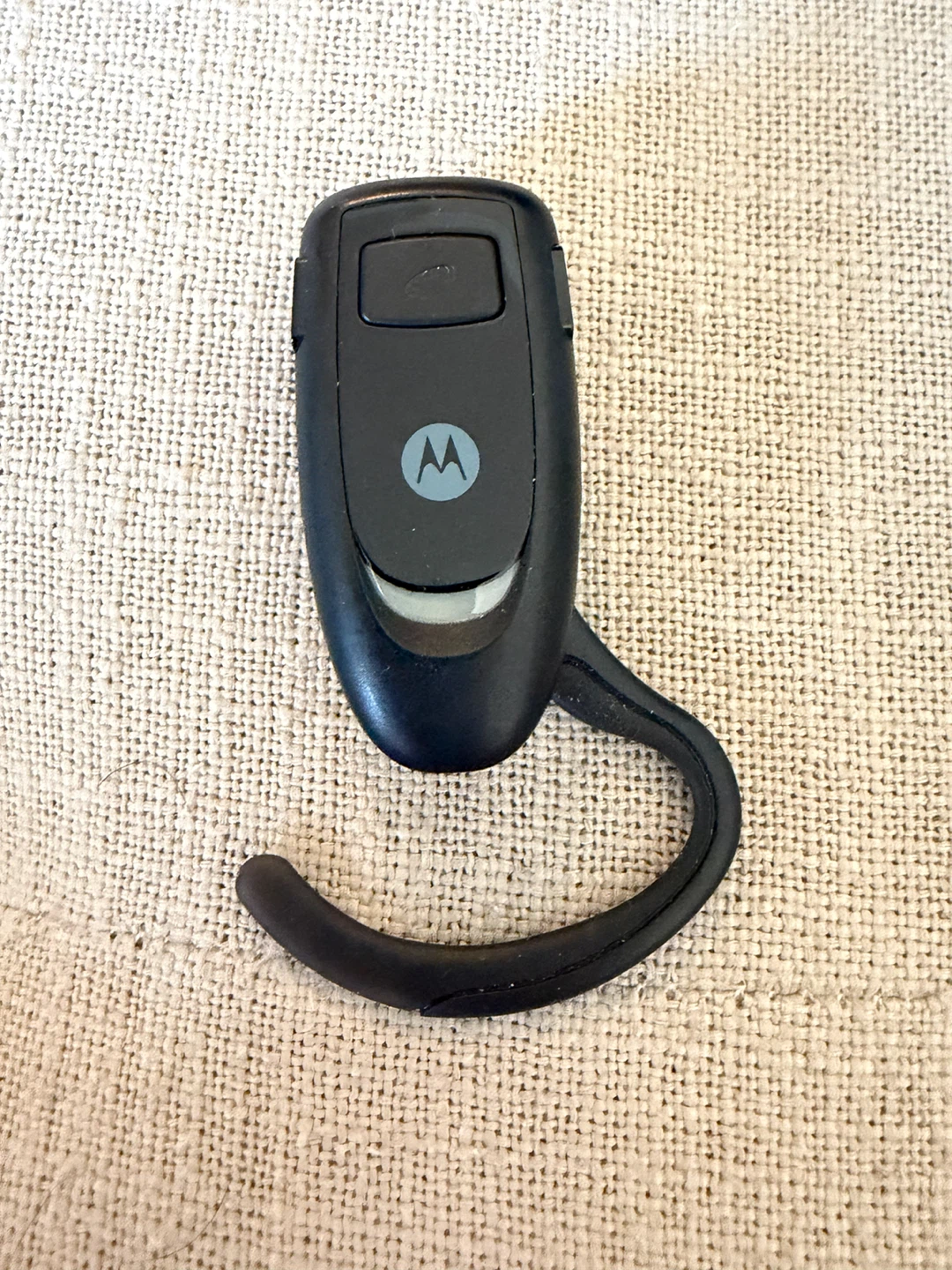 Motorola Bluetooth Headset - photo 3