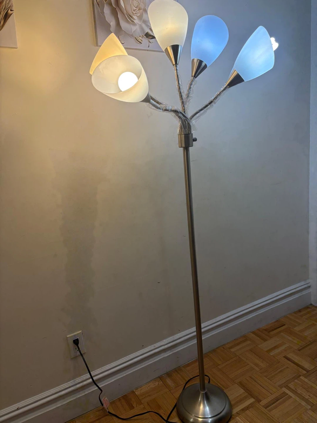 Floor Lamp with 5 Lights - photo 2
