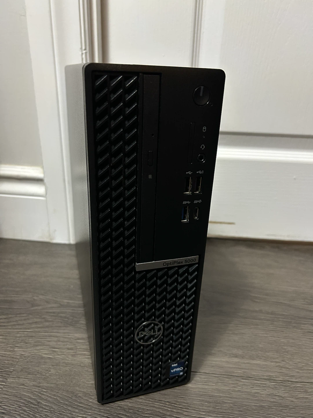 Dell OptiPlex 5000 Desktop - i7 12th gen, 16GB ram 512 gb ssd