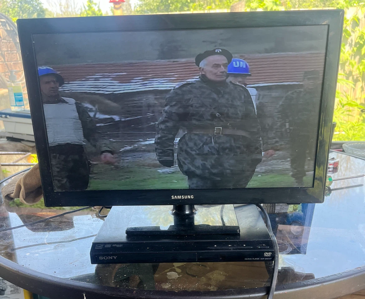 Samsung UN19F4000AF 19-inch TV