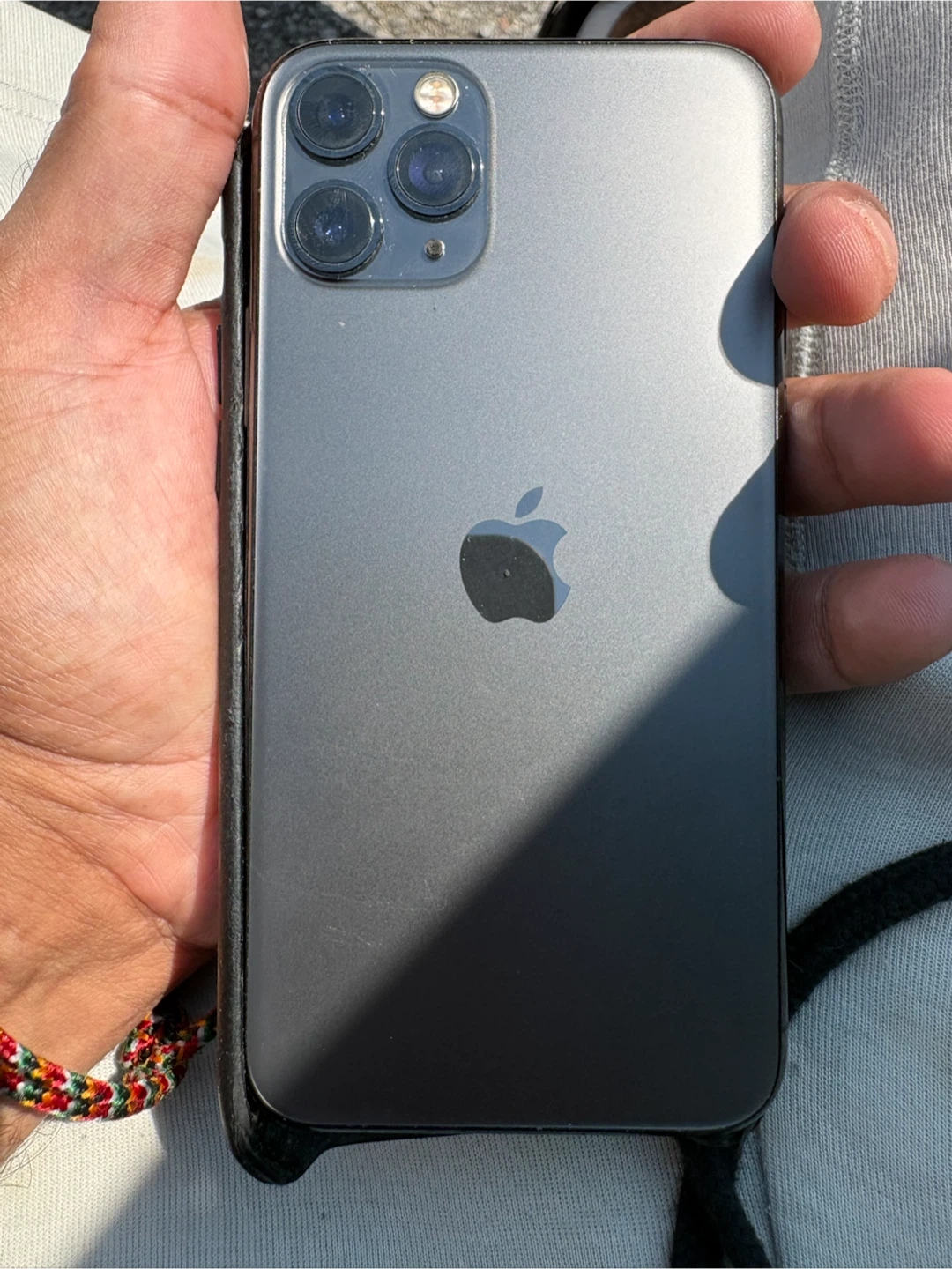 Used iPhone 11 Pro - photo 4