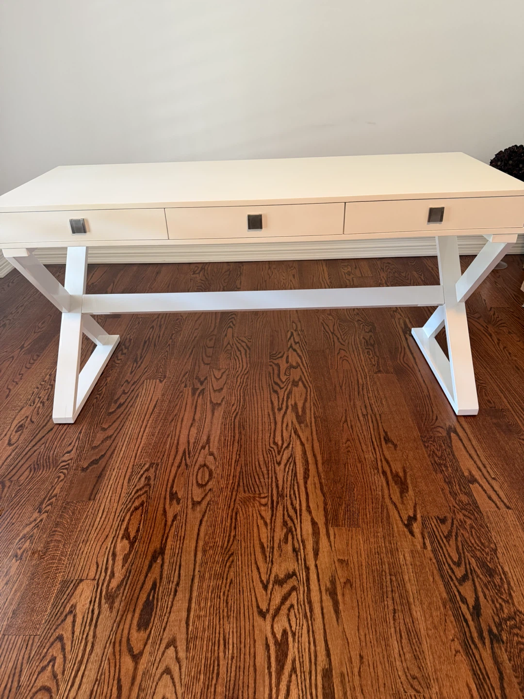 White Desk with Drawers - photo 2
