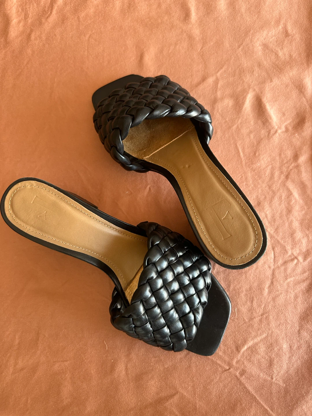 Flattered Black Woven Slide Heels - photo 3