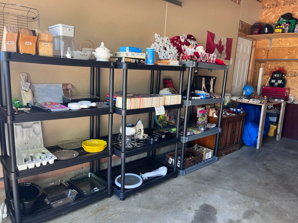 GARAGE SALE