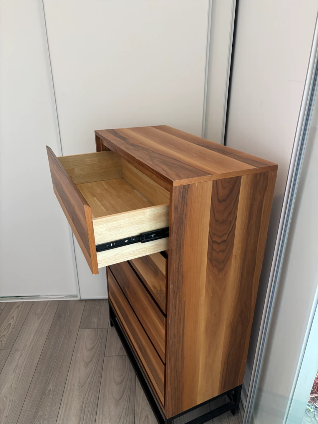 Wood (Chestnut colour) Dresser - photo 5