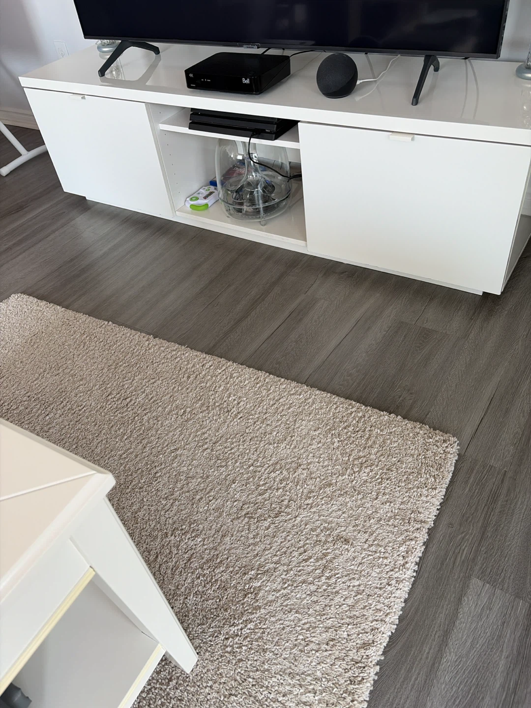 White Glossy Media Console / TV Stand - photo 3