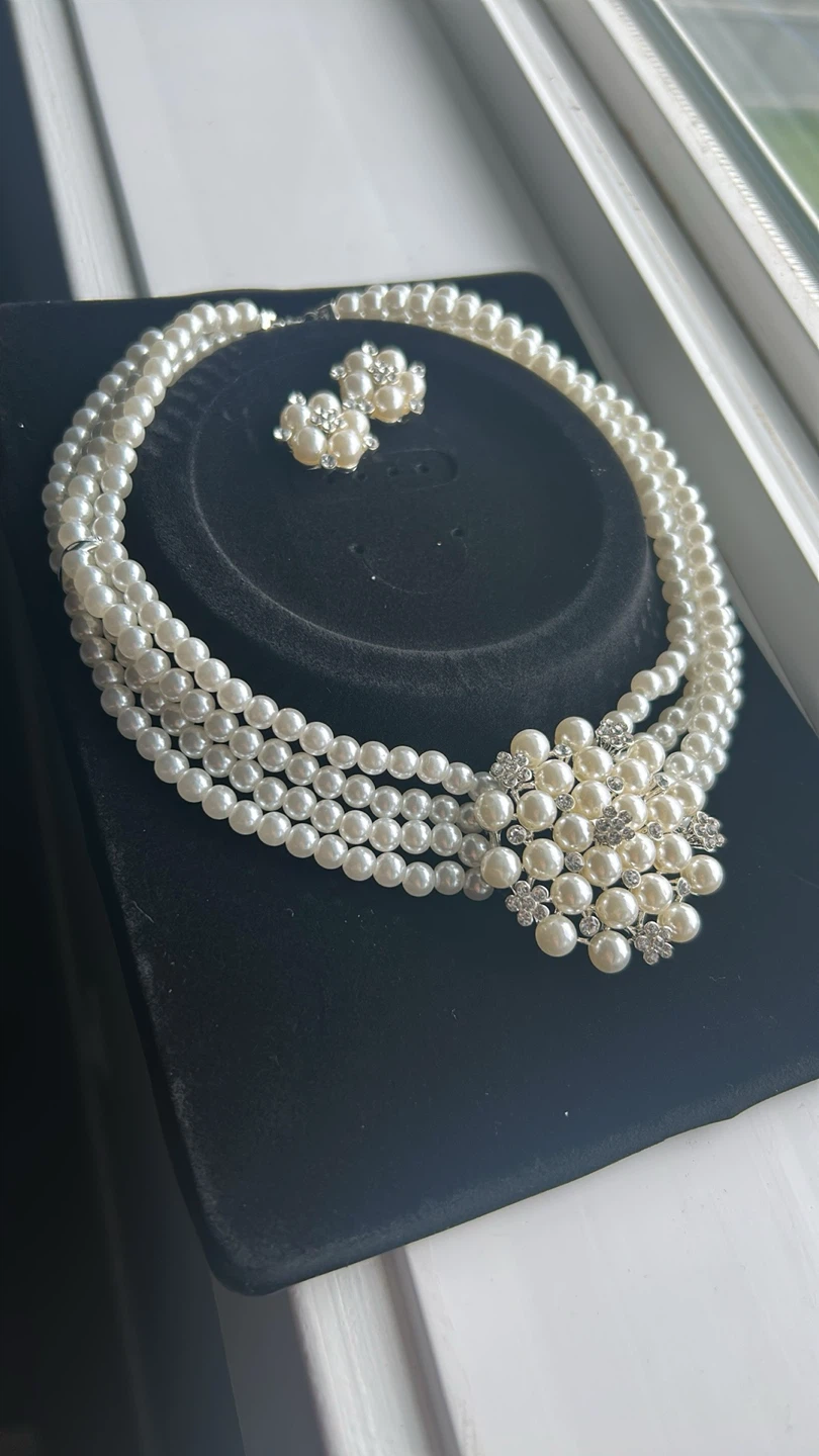 Pearl Necklace and Earring Set - photo 2