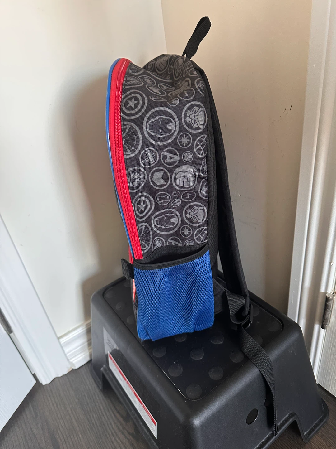 Marvel Avengers Backpack - Great for JK/SK! - photo 3
