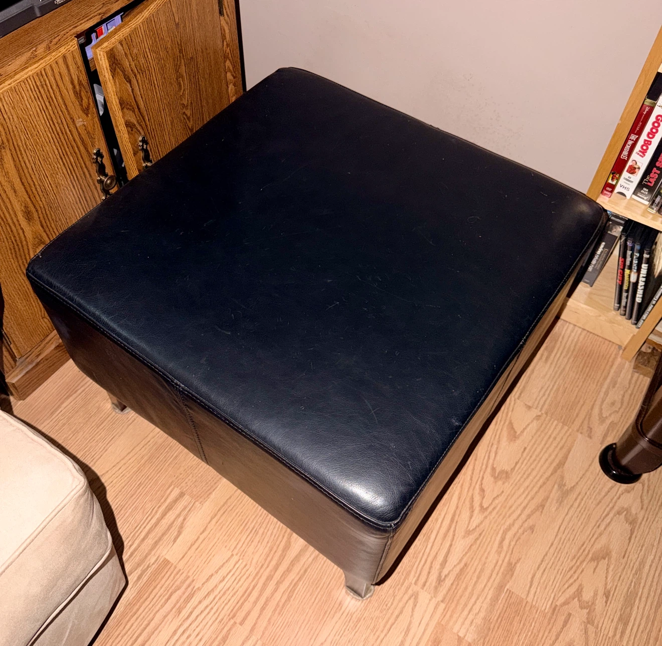 2 Ultratrend Black  Leather Ottoman Footrest. Made in Italy - photo 5