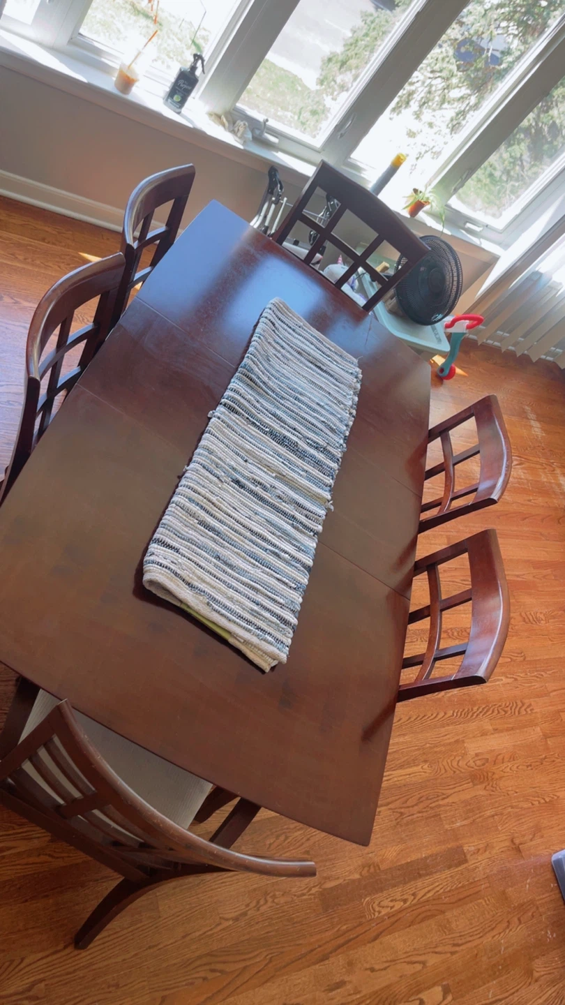 Dining room table - photo 2