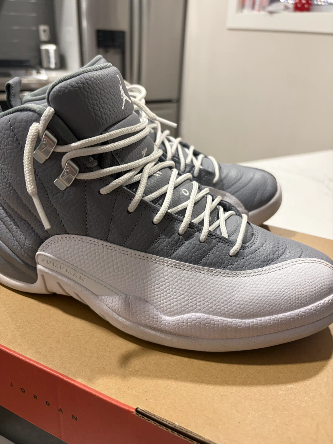 Air Jordan 12 (cool gray) - photo 3