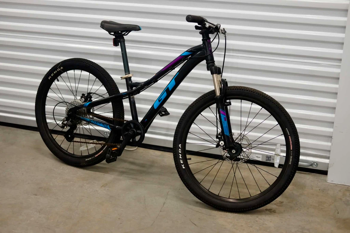 GT Stomper Ace 24" Kids Mountain Bike