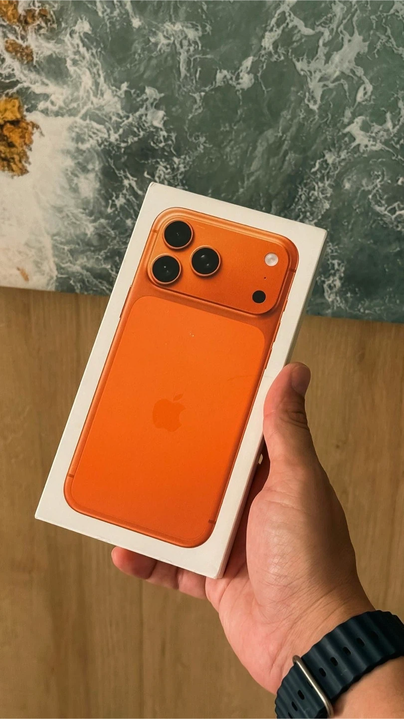Apple iPhone 17 Pro Max Cosmic Orange 512GB