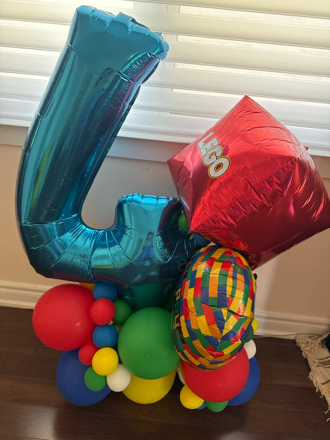 LEGO Birthday Balloon Bouquet with "4"