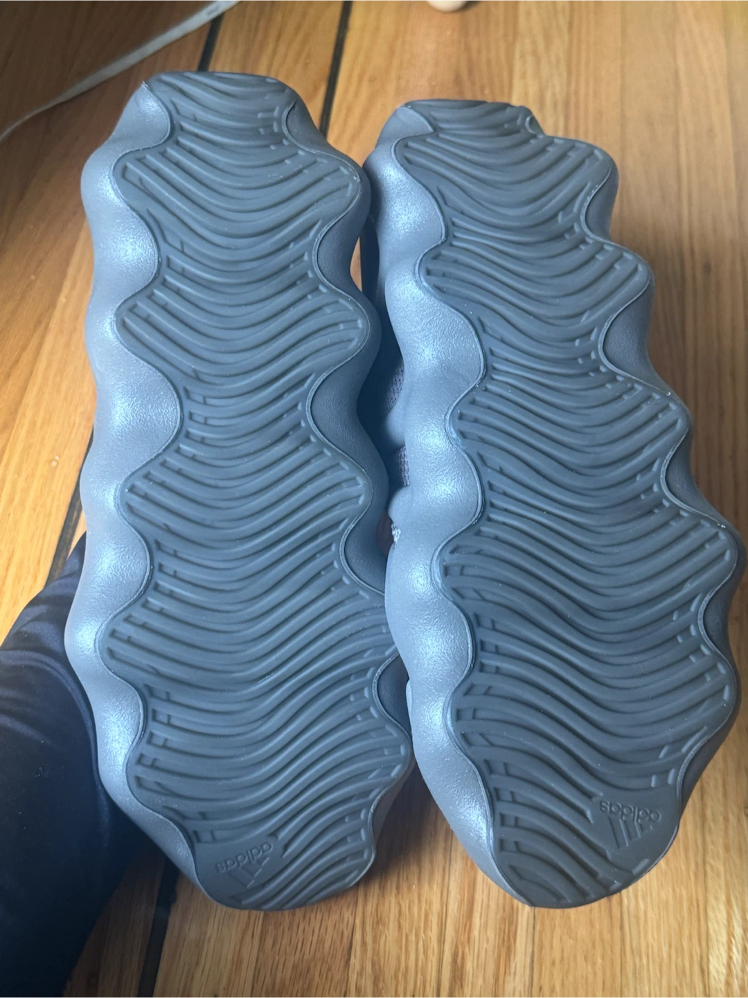 Adidas Yeezy 450 - photo 2
