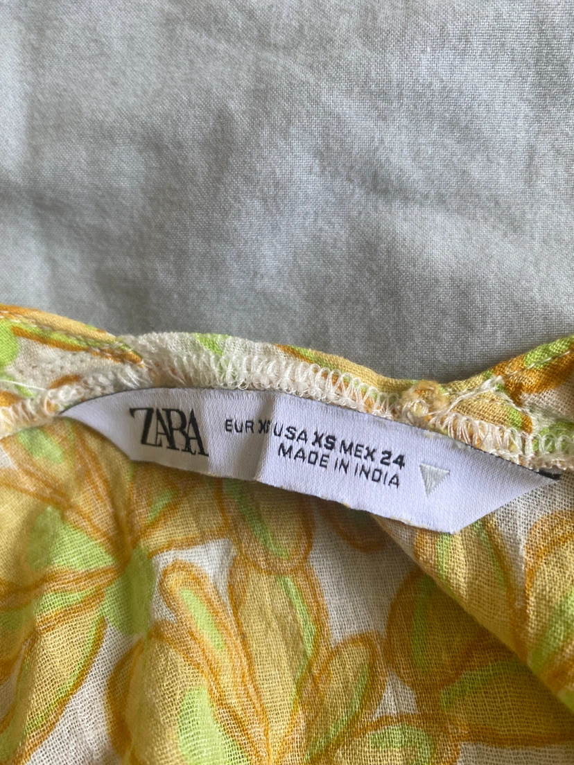 Zara Floral Tie-Front Tank - photo 2