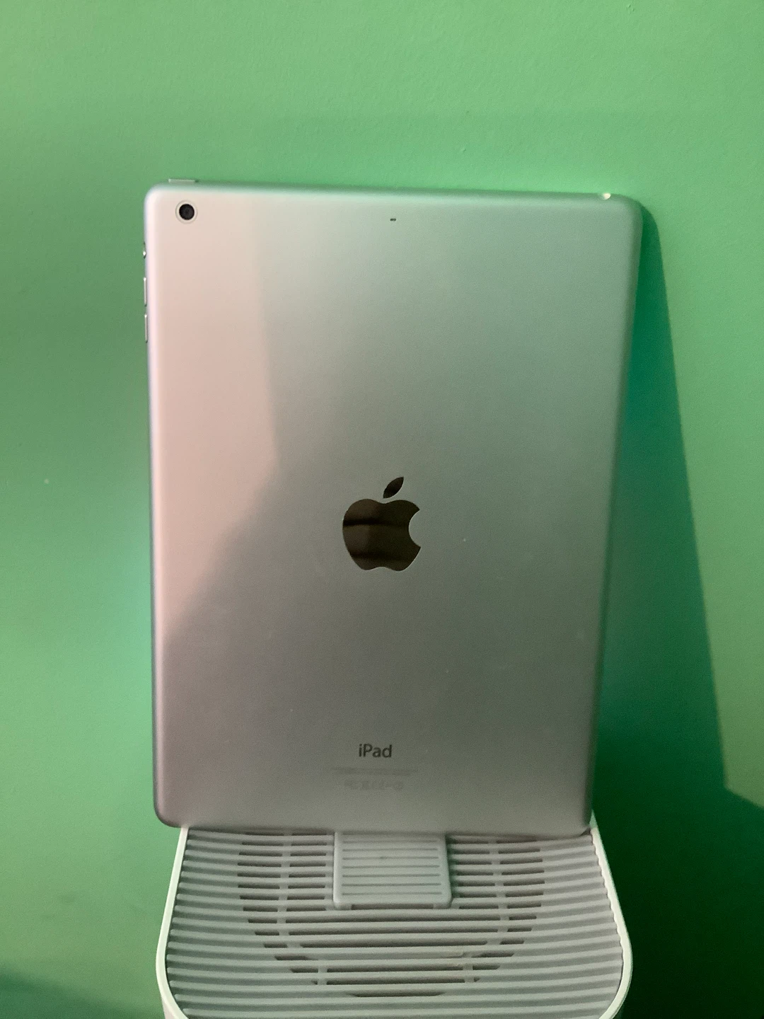 Apple iPad Air - 32 GB - Silver - photo 2