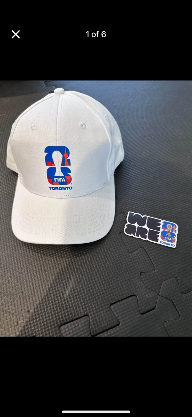 FIFA World Cup 2026 Toronto Scarf, Lanyard, Hat & Magnet - photo 5