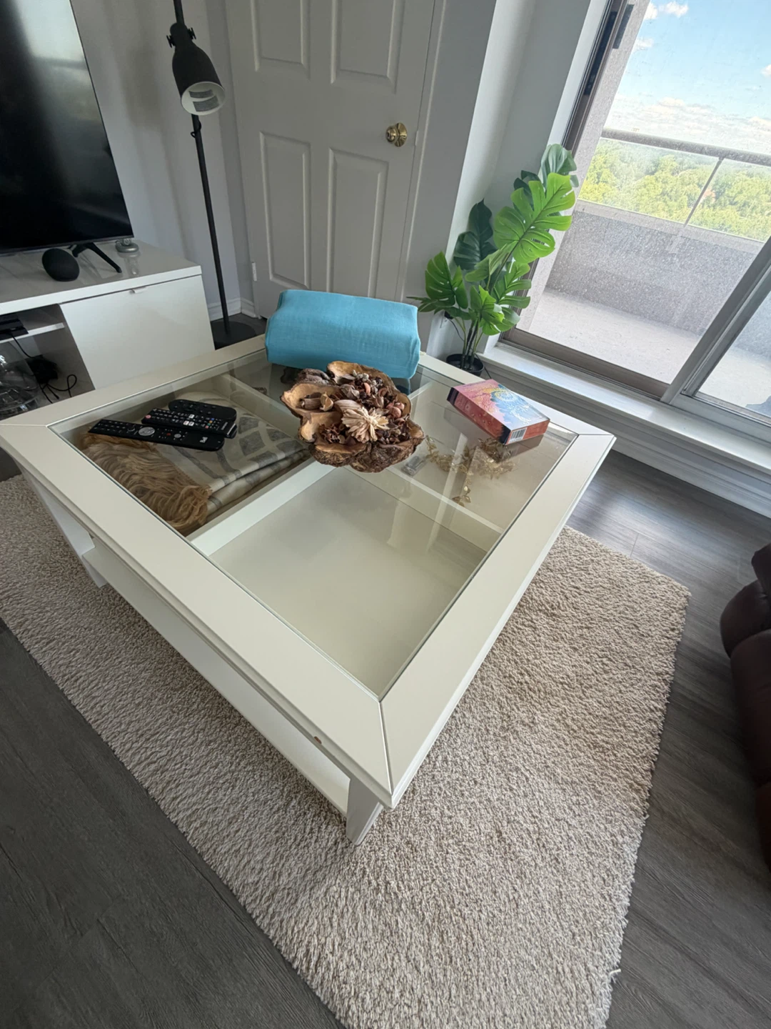 White Coffee Table with Glass Top - photo 2