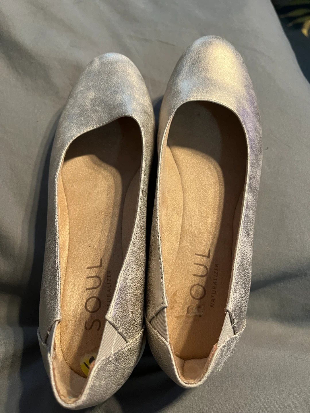 Soul Naturalizer Silver Flats size 9