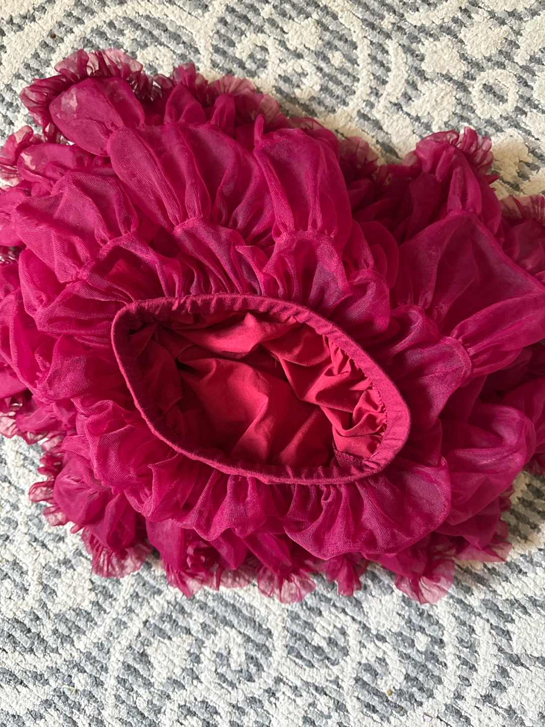 Girls Red Tulle Skirt 5 year old - photo 2