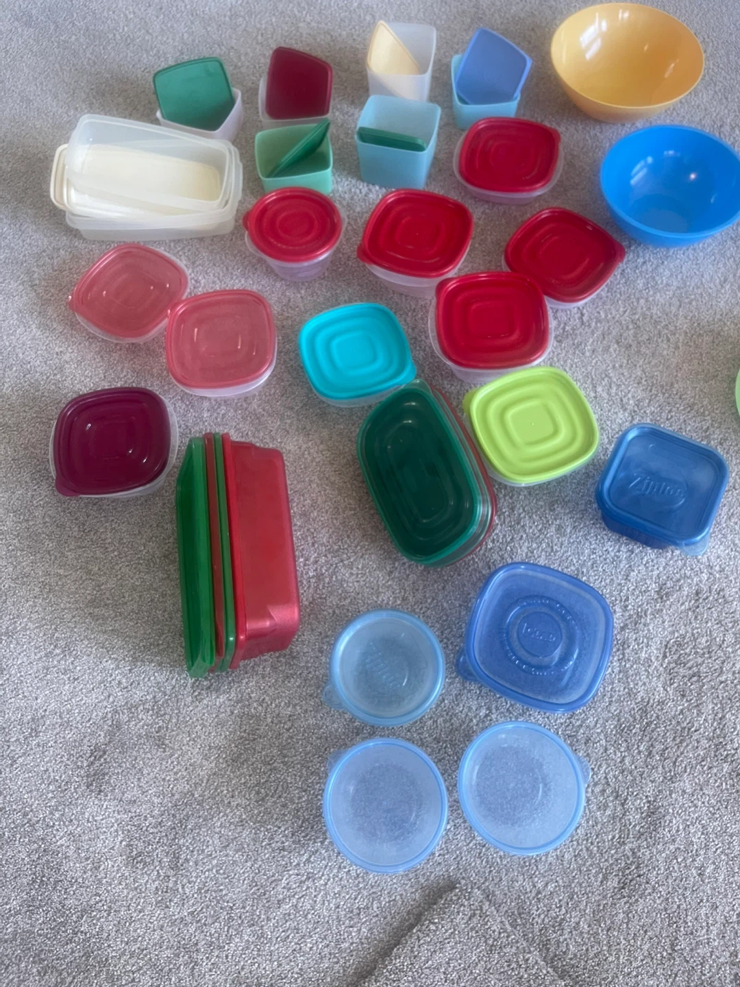 Assorted TUPPERWARE Food Storage Containers and Kitchenware - photo 3