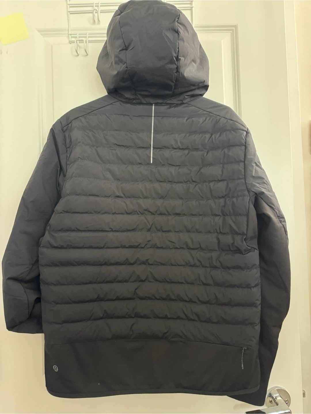 Lululemon down for it all hoody jacket - men’s L Black - photo 3