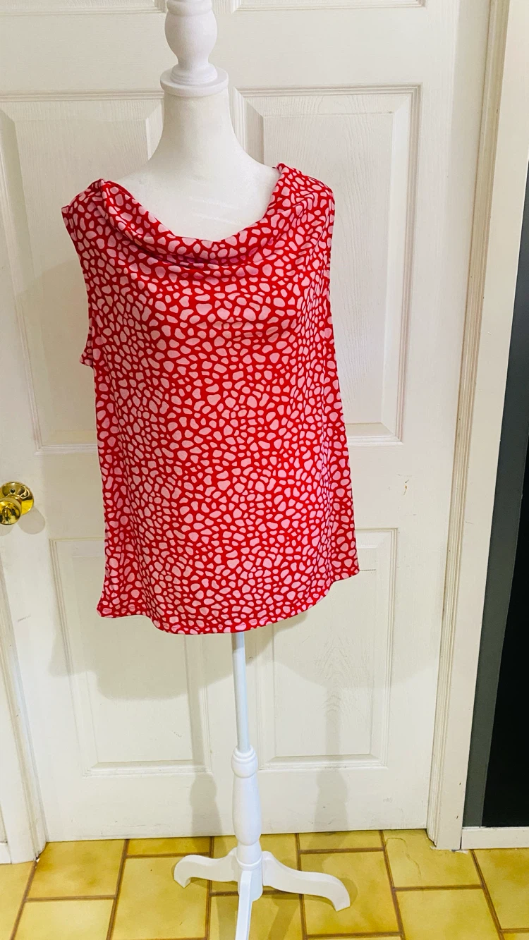 Jacqueline smith size large - photo 2
