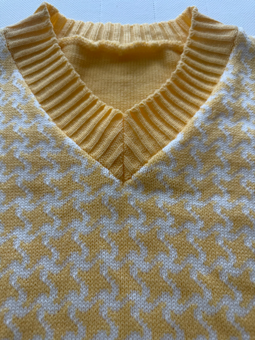 Yellow Houndstooth Knit Vest - photo 2