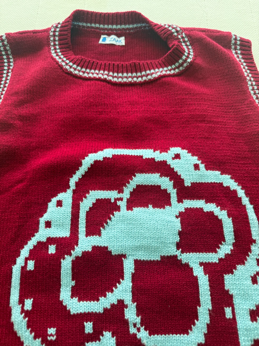 ZAAK Red Floral Knit Sweater Vest - photo 2