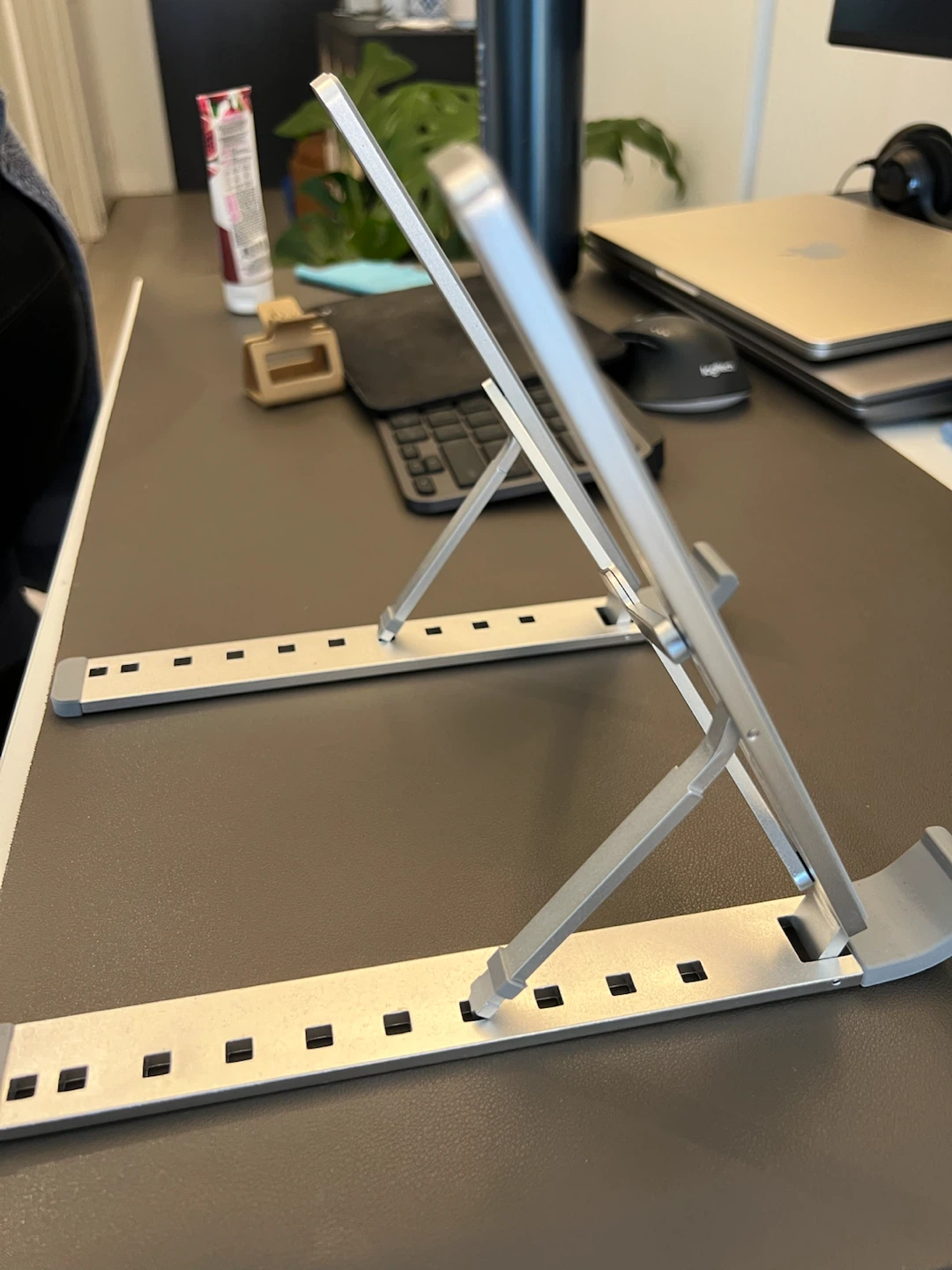 Adjustable Laptop Stand