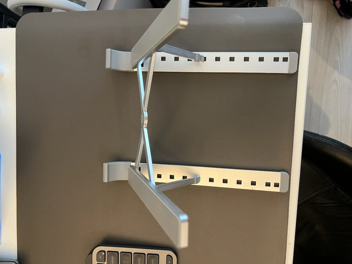 Adjustable Laptop Stand - photo 3