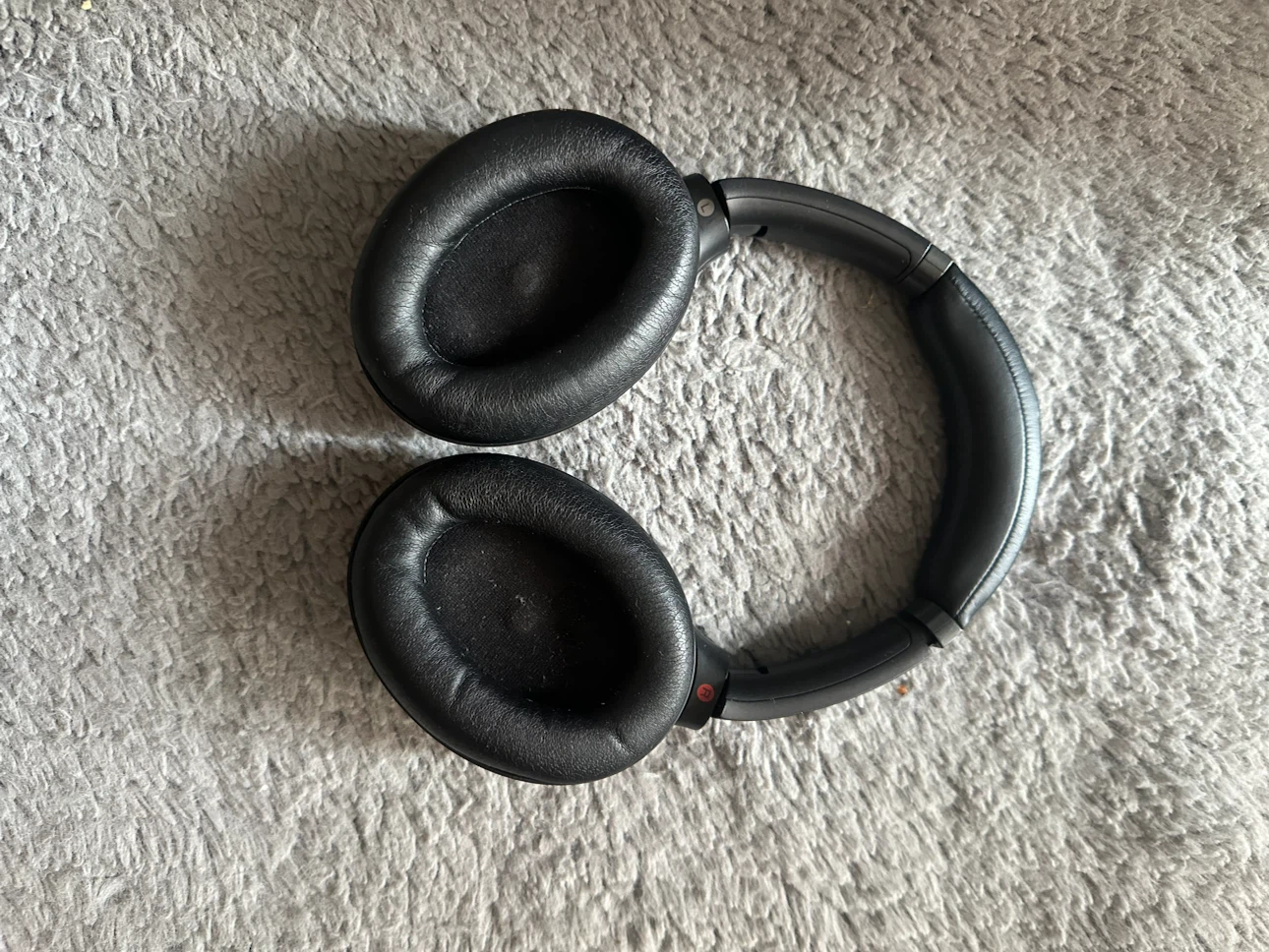 Sony WH-1000XM3 Noise Cancelling Headphones - photo 3