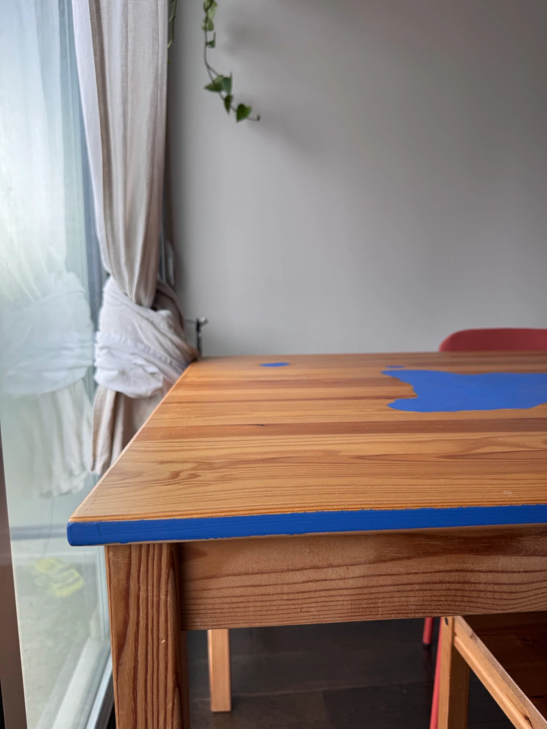 Ikea INGO Dining Table (varnished - discontinued in Canada) - photo 3