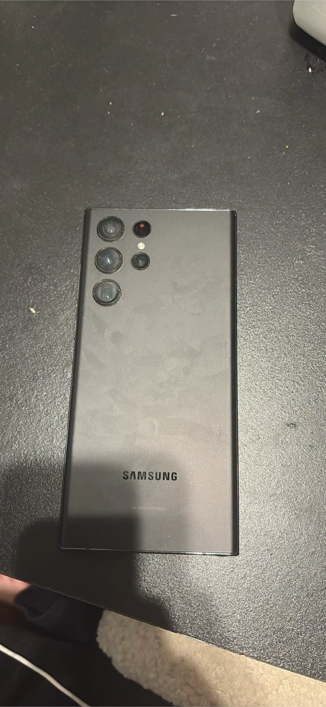 Samsung S22 Ultra - photo 2