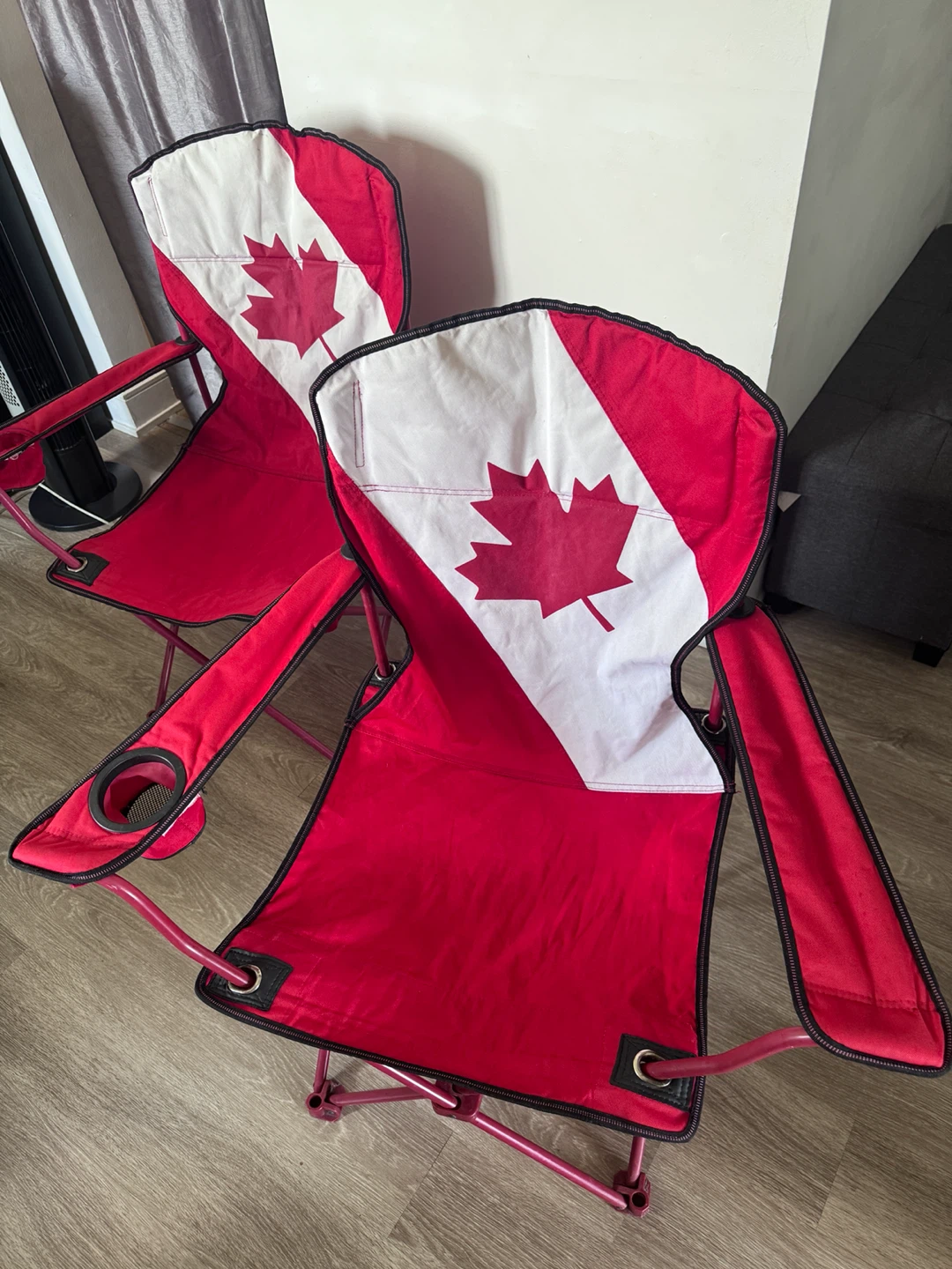 Set of 2 Canadian Flag Camping Chairs - photo 2