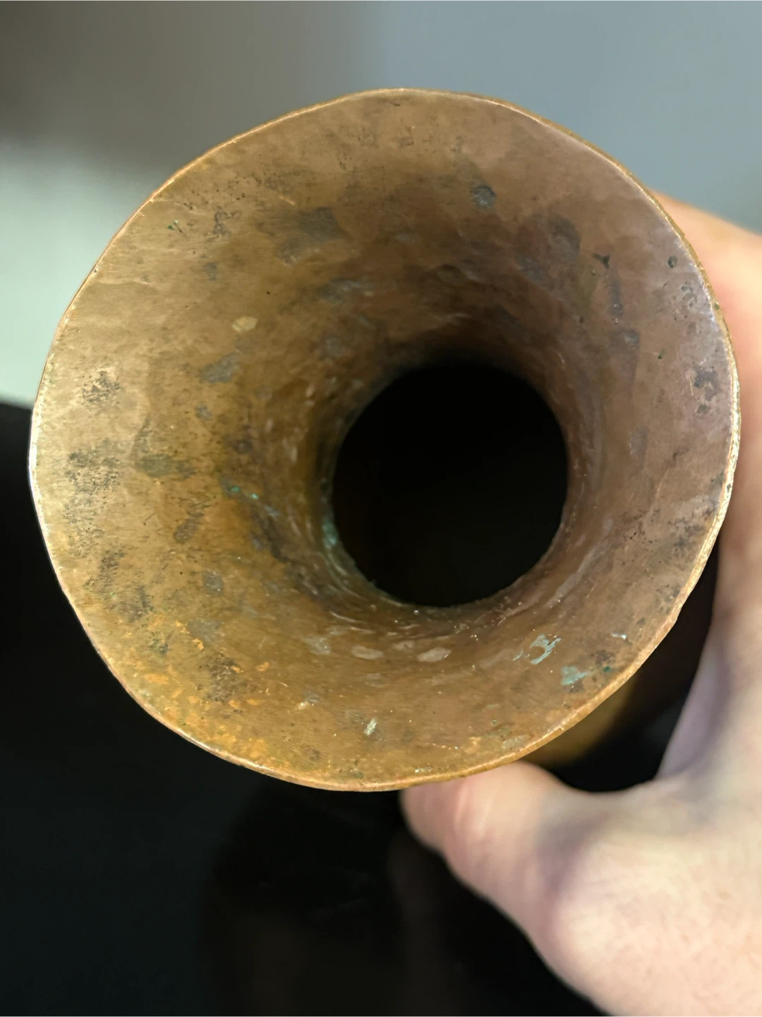 Mexican hand hammered copper vase - photo 4