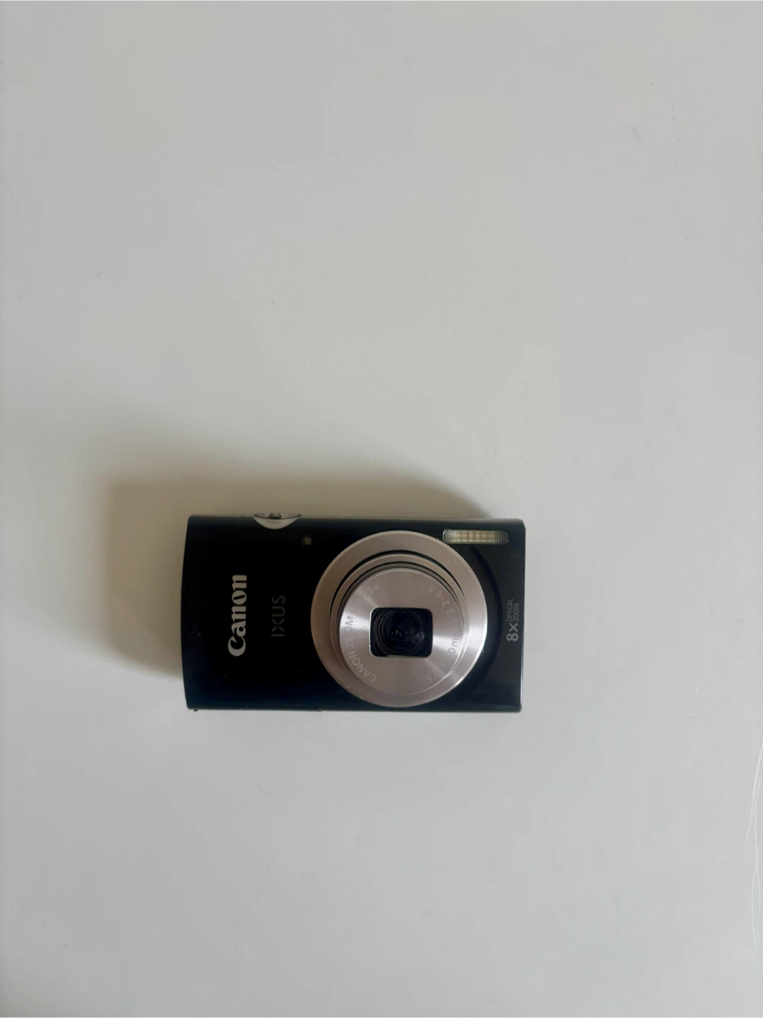 Canon IXUS Digital Camera with 3 Batteries and Charger - photo 2