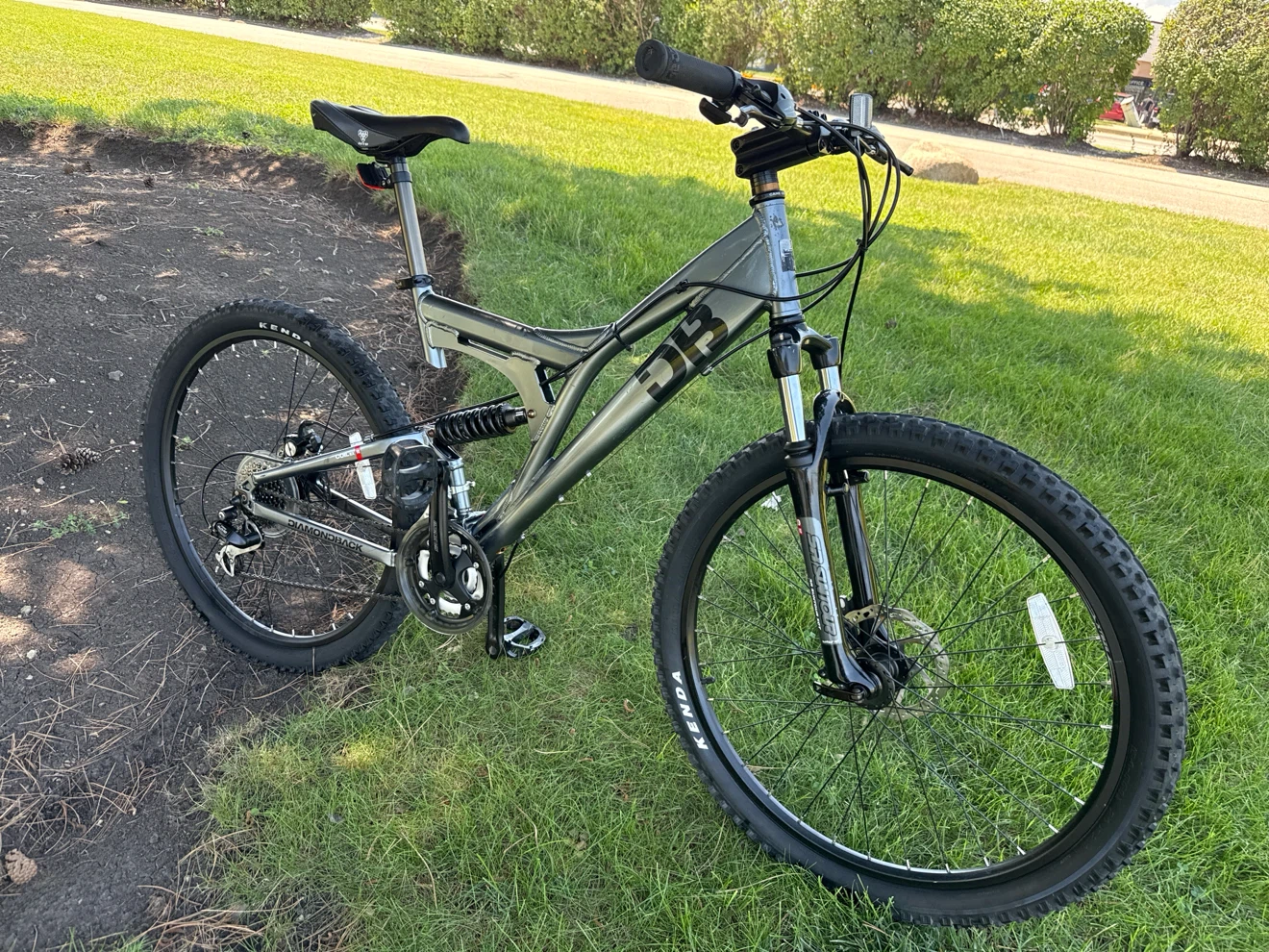 Diamondback Full Suspension Mountain Bike - photo 4